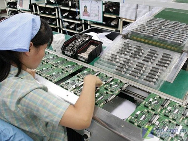 在当今科技飞速发展的时代,电子元器件的选择与应用成为众多工程师和科研人员面临的重要课题。本文通过案例分析的方式,探讨如何合理选择适合的电子元器件。