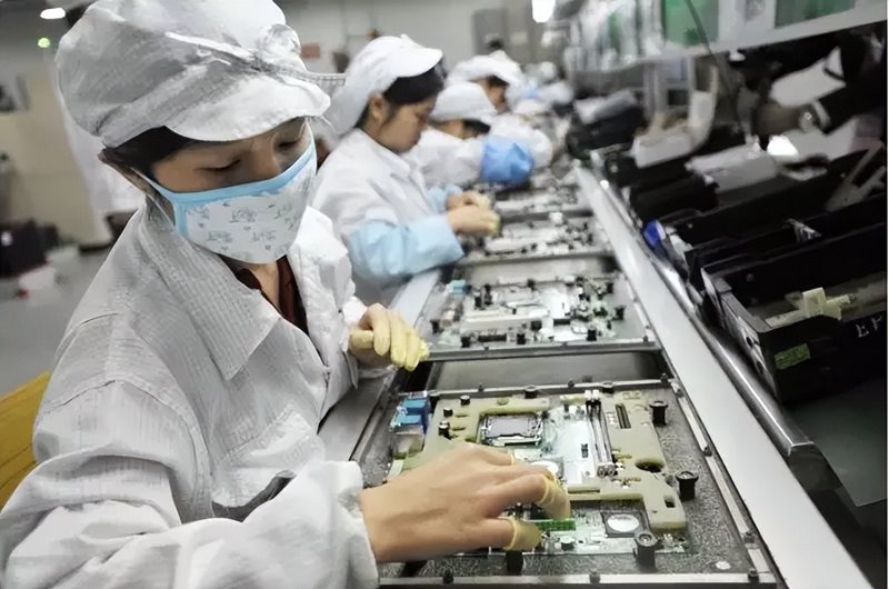 深入剖析：PCB线路板的技术与应用